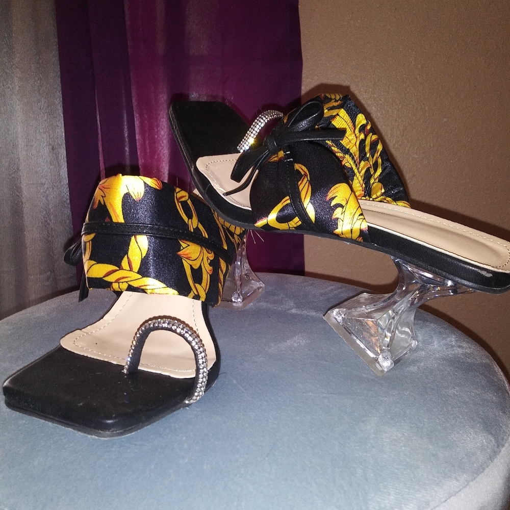 gold black open toe mule shoe